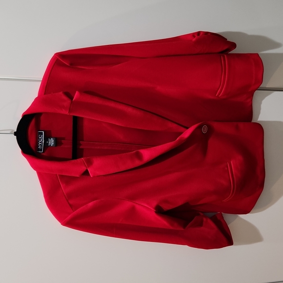 Red blazer - Picture 2 of 9